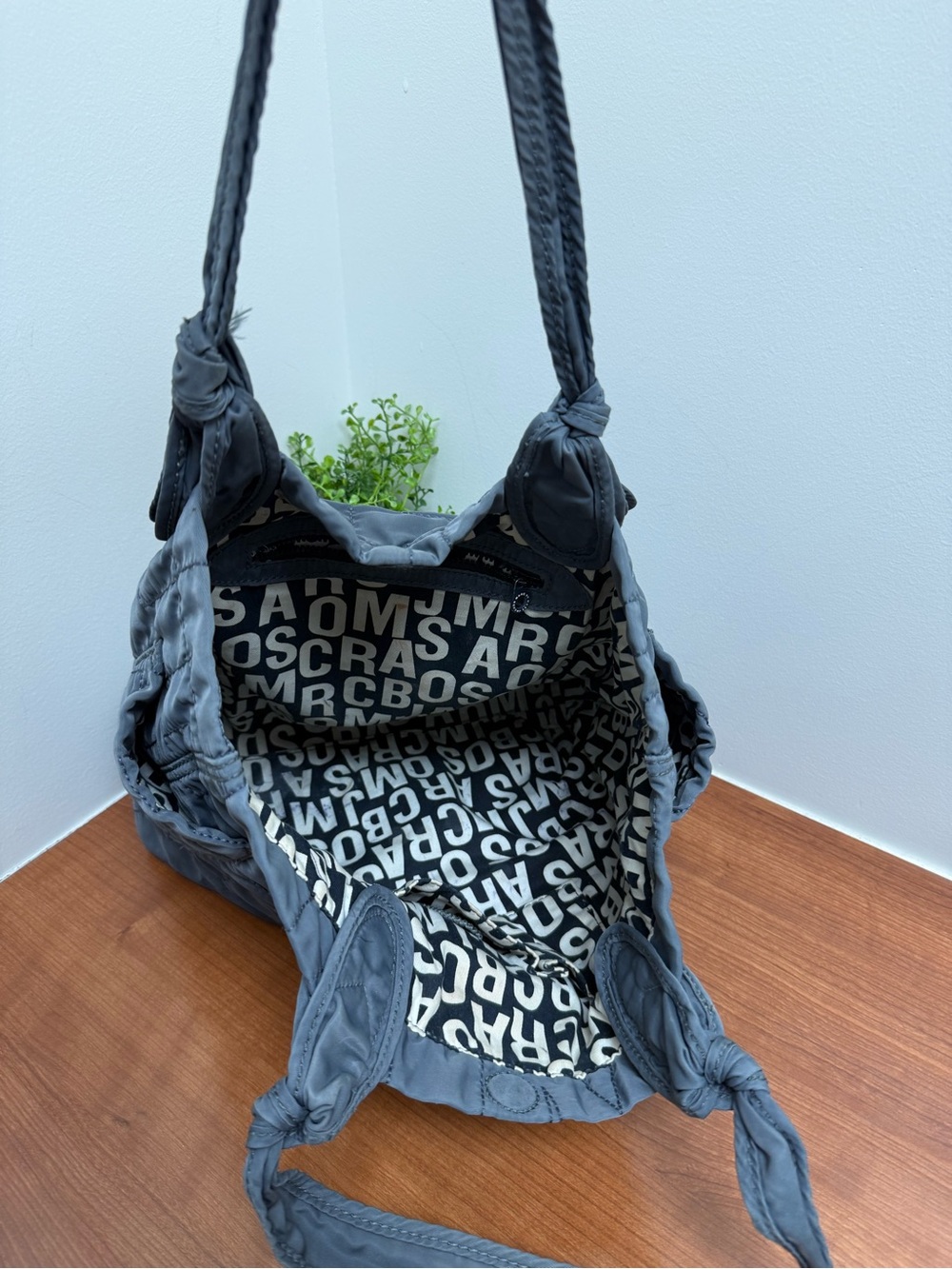 Marc by Marc Jacobs Tate Quilted Shopper Shoulder Bag Tote Charcoal Gray EUC - Picture 3 of 3